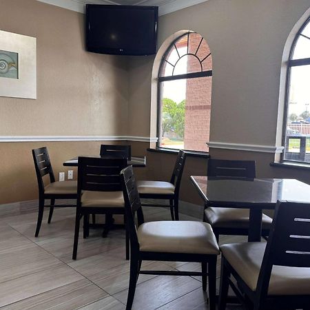 Super 8 By Wyndham Galveston Exterior foto