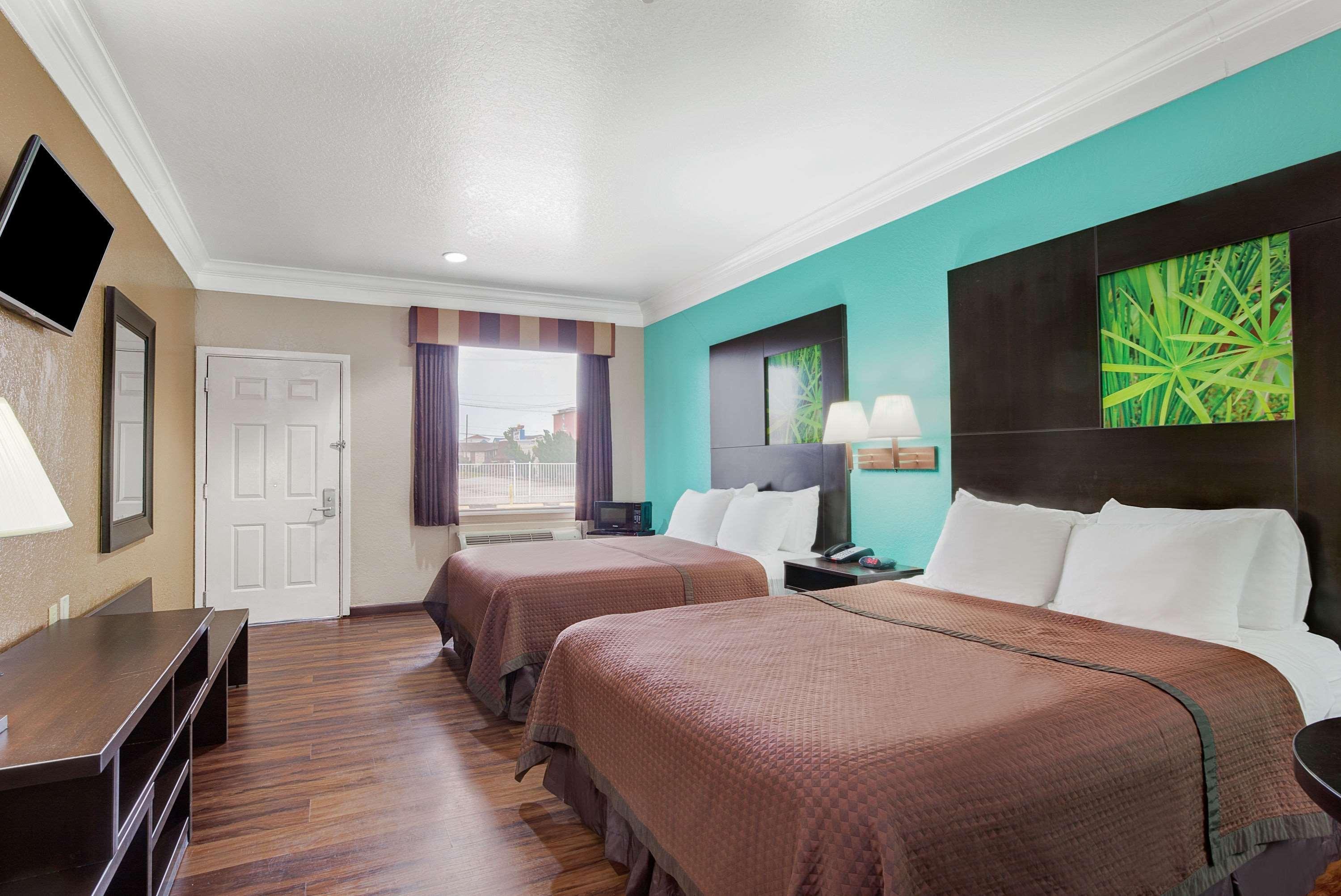 Super 8 By Wyndham Galveston Exterior foto